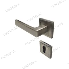 სახელური როზეტით Punto R02 A 105-C MAB  + ზესადები ცილინდრი
