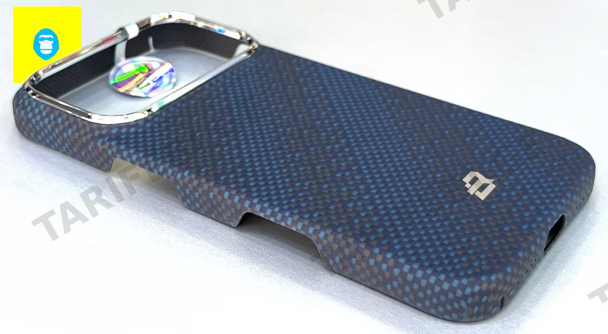 Blue Carbon Fiber Case for iPhone 17 Pro