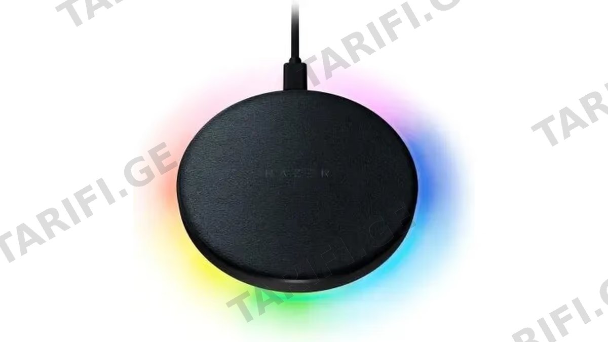 Razer 10W Fast Wireless Charger with Razer Chroma RGB (RC21-01600100-R371) - Black
