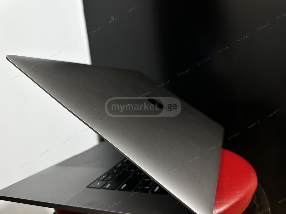 MACBOOK  PRO 15INCH CORE I9