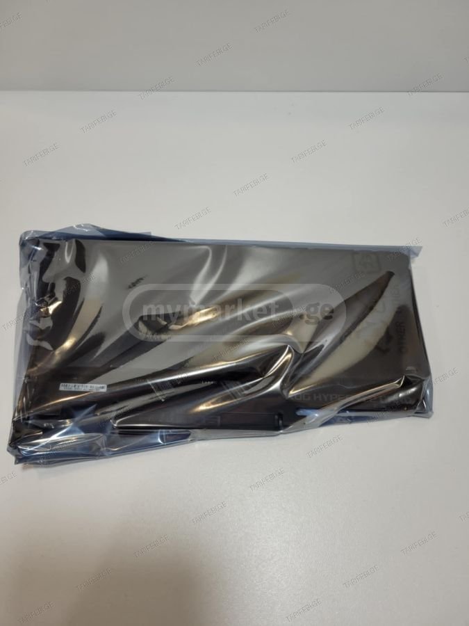 ASUS ROG HYPER M.2 PCIe Card - Gen5 PCIe