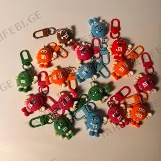 ბრელოკი M&M