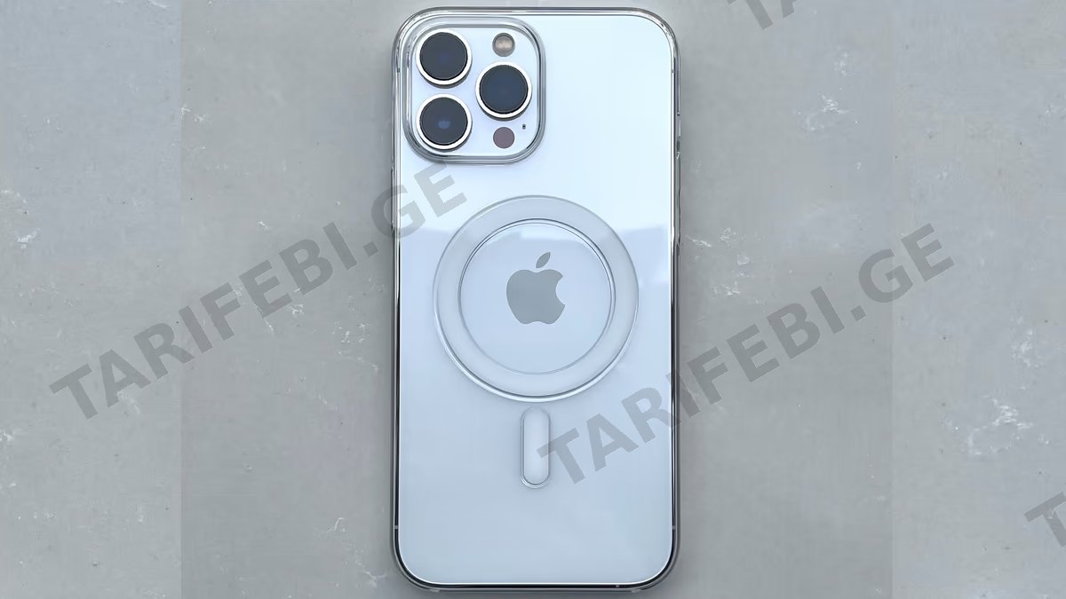 iPhone 14 Pro Transparent Case with MagSafe. Plastic case.